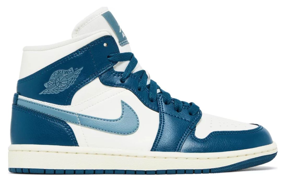 Nike Wmns Air Jordan 1 Mid 'Sky J French Blue'
