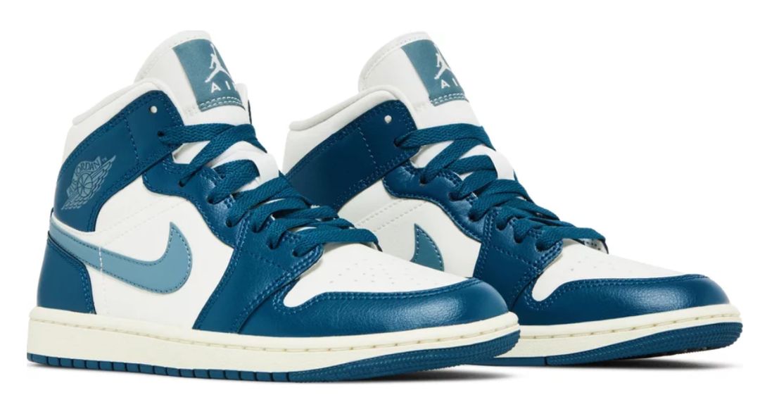 Nike Wmns Air Jordan 1 Mid 'Sky J French Blue'