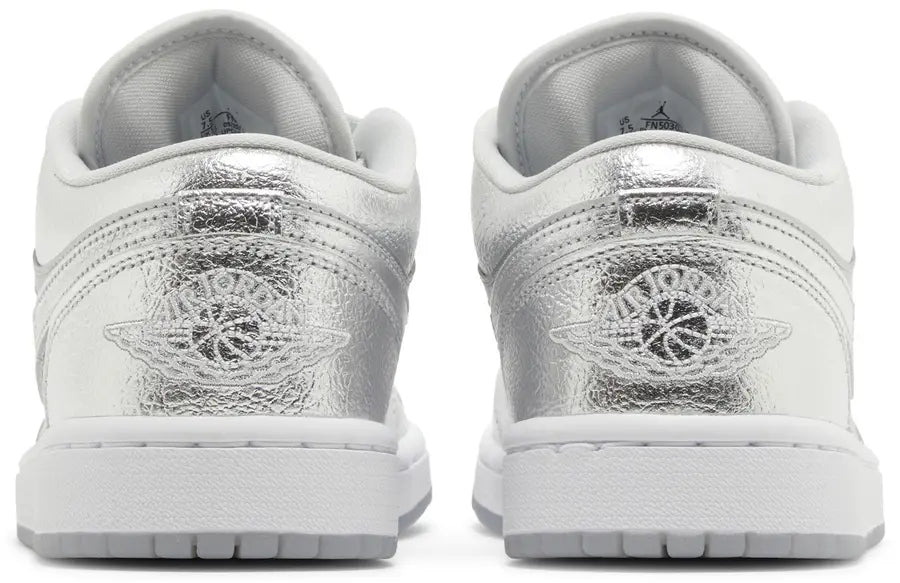 Nike Wmns Air Jordan 1 Low SE 'Metallic Silver'